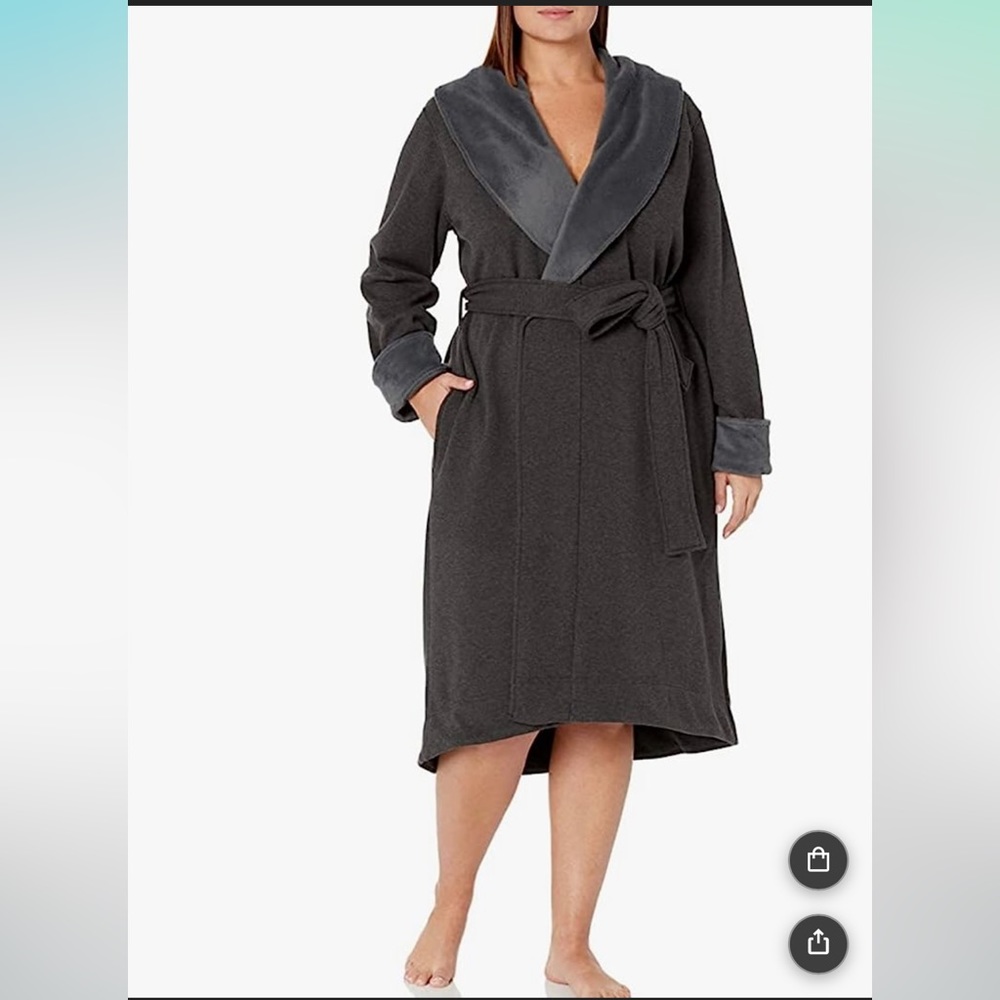 NWT Ugg Blanche II Robe- size large